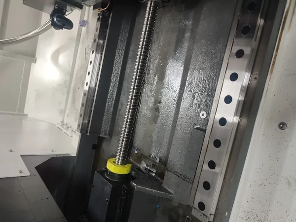 Box Ways vs Linear Guides: How to Choose