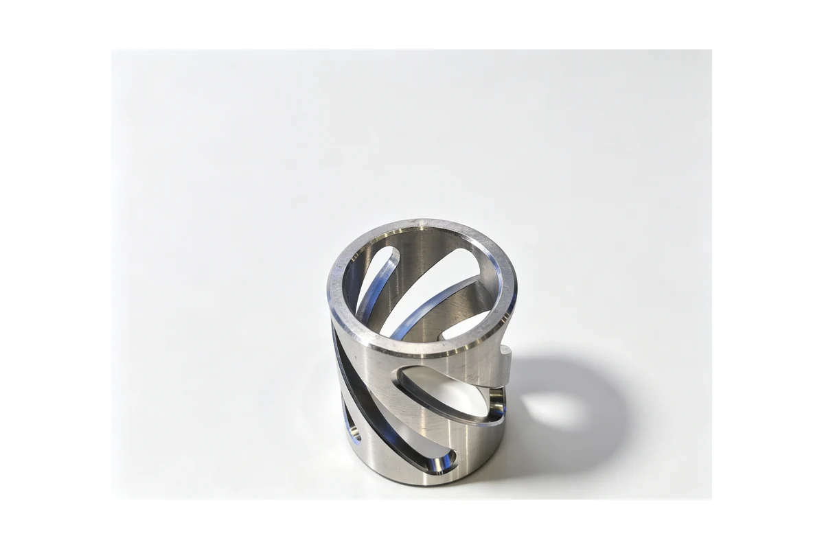 Turned stainless ring and seat component for food and beverage process equipment